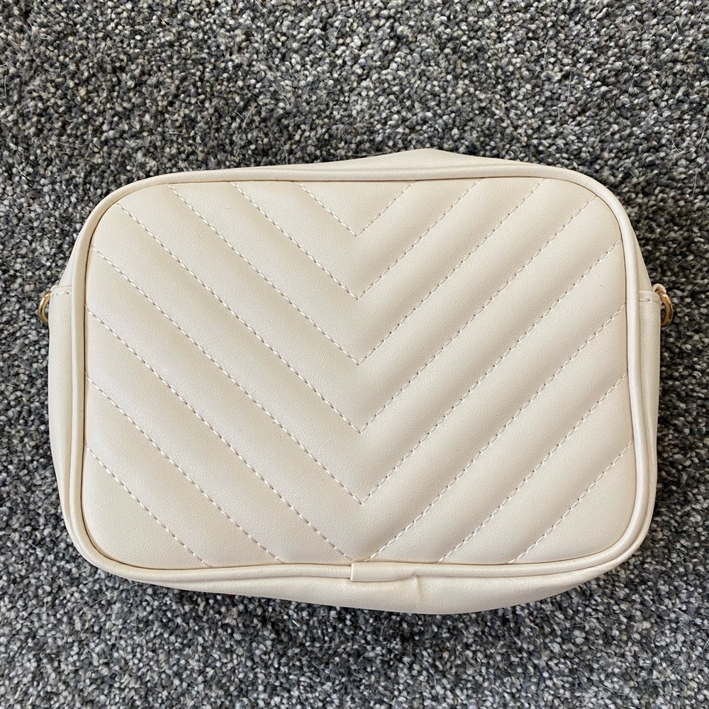 Beige crossbody bag